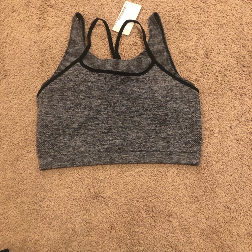 Fabletics bra